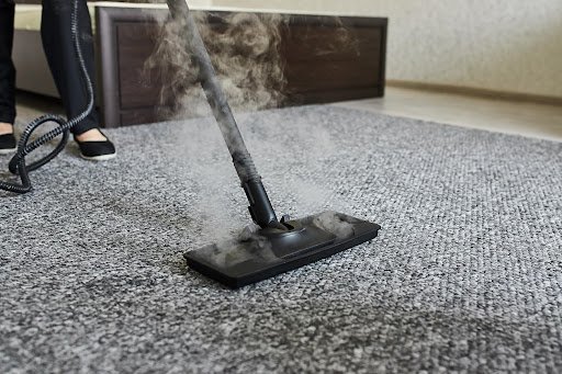 How Rug Steam Cleaning Helps Restore Freshness and Rug Appearance